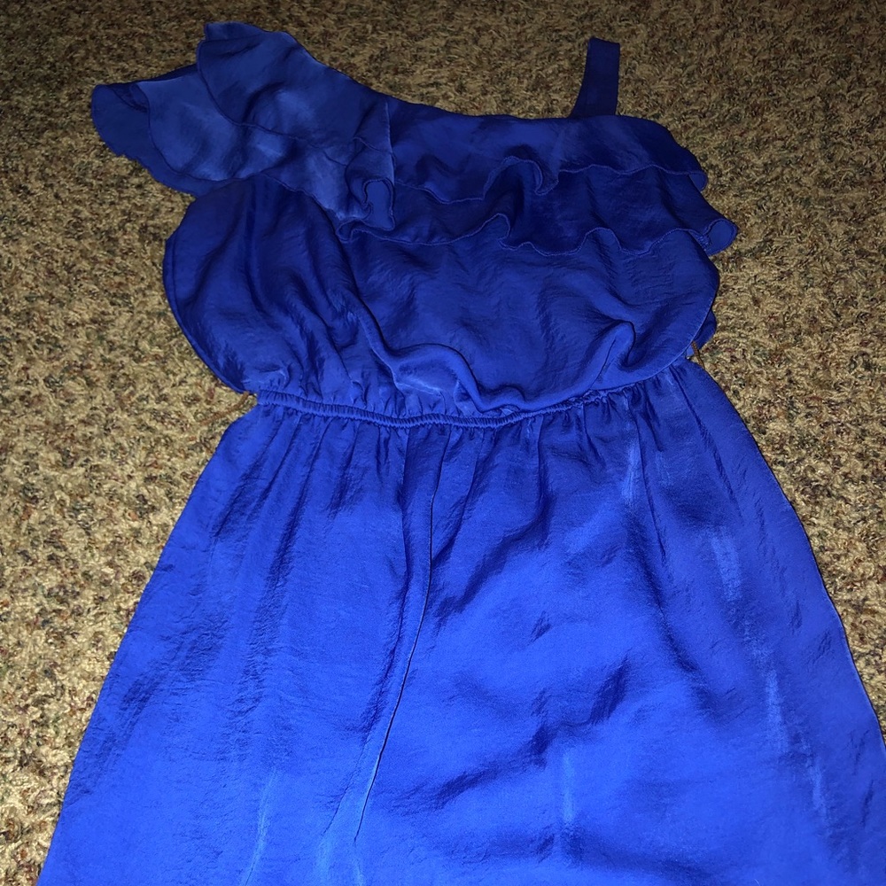 Knee-length royal blue dress